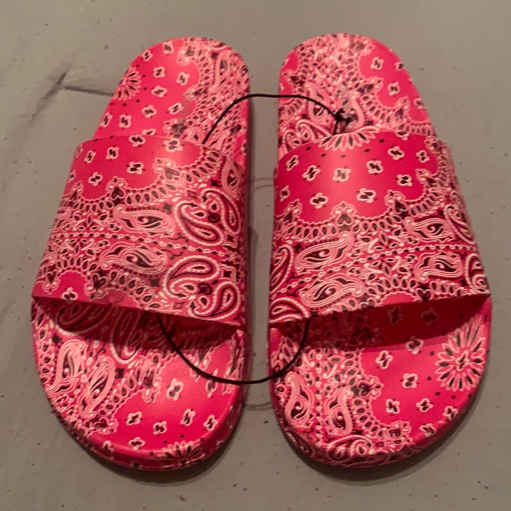 Steve Madden Slides